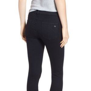 Rag & Bone low rise skinny ankle jeans. Size 28